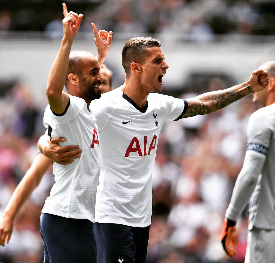 トッテナム・ホットスパーFCさんのインスタグラム写真 - (トッテナム・ホットスパーFCInstagram)「👌 These two during pre-season! #COYS #THFC」8月5日 1時14分 - spursofficial