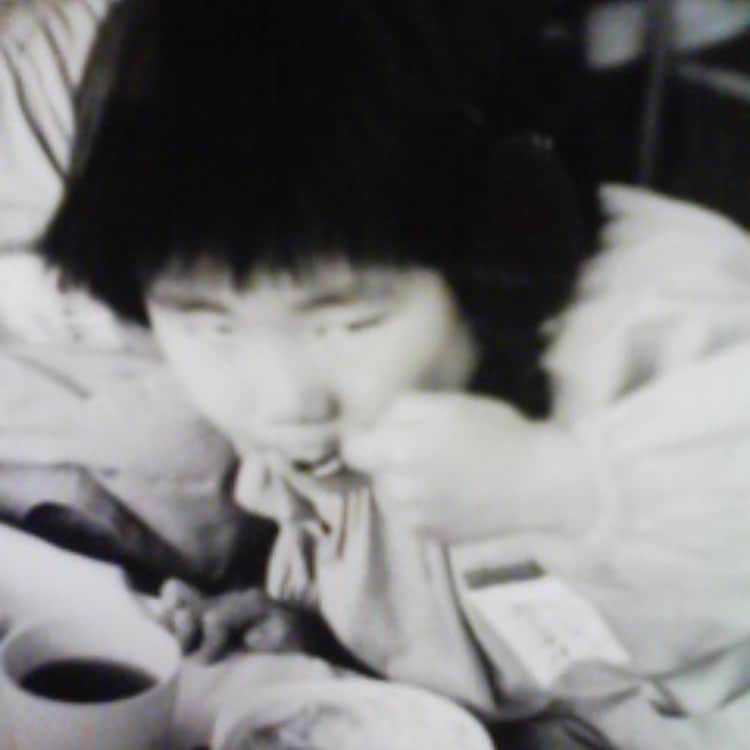 西野恭之介さんのインスタグラム写真 - (西野恭之介Instagram)「幼稚園の時の自分。食い物を取られないように威嚇する目。我ながら頼もしい。  #ハイエナ園児 #左利き」8月5日 1時25分 - choplin_nishino