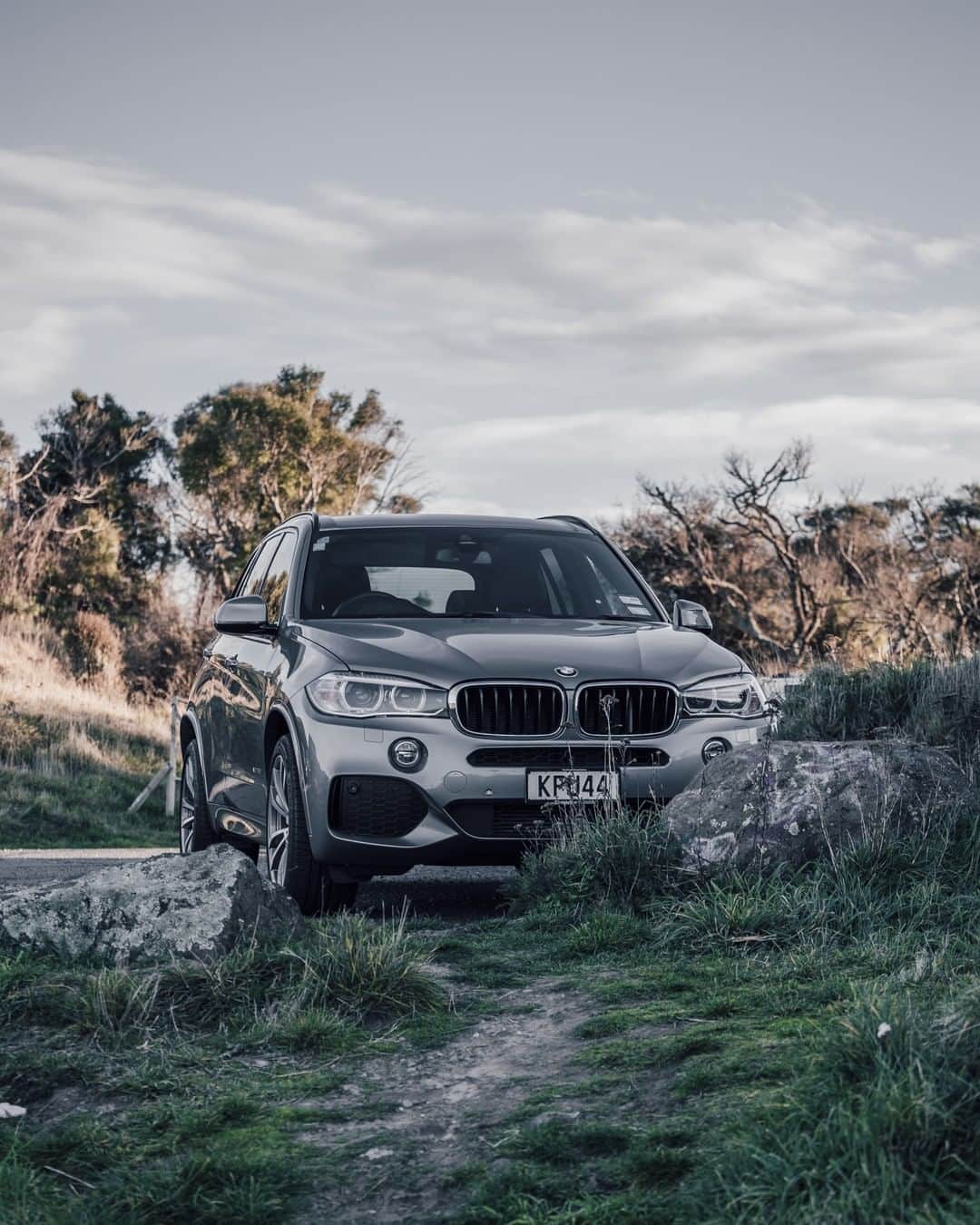 BMWのインスタグラム：「Advanced level of hide and seek. Are you in? The third generation of the BMW X5. #BMW #X5 #BMWrepost @milliecossou @christchurchbmw」