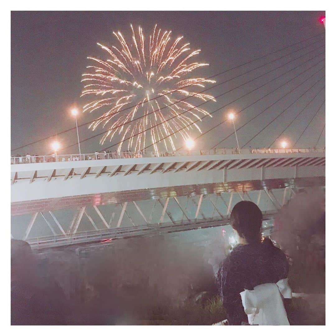 黒木晴香のインスタグラム：「令和 初めての夏🎐 ——————————— #令和 #夏 #花火 #浴衣 #hanabi #fireworks」