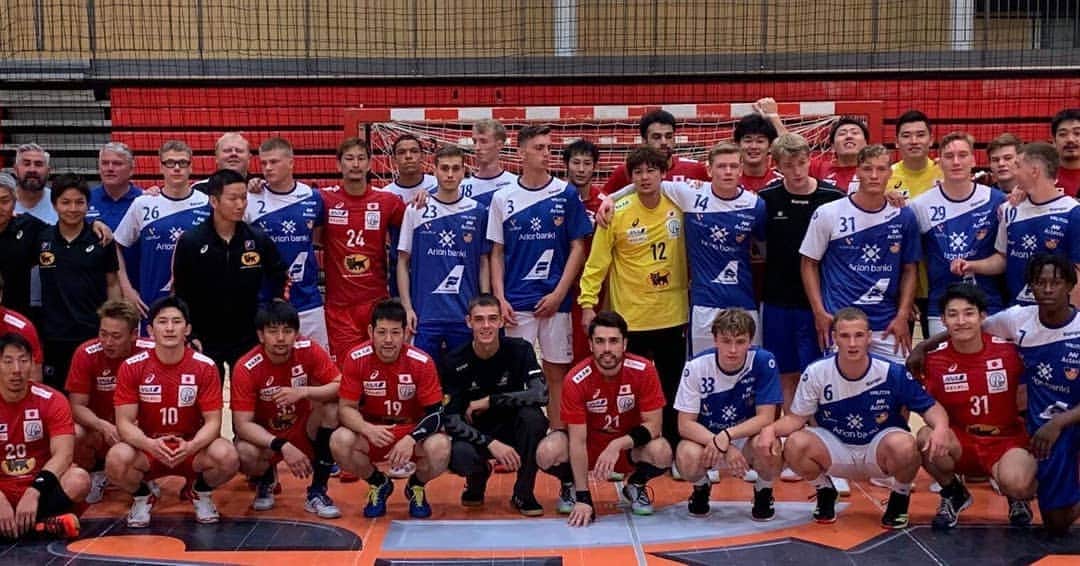 笠原謙哉のインスタグラム：「Training camp in Iceland🤾‍♂️🇮🇸」