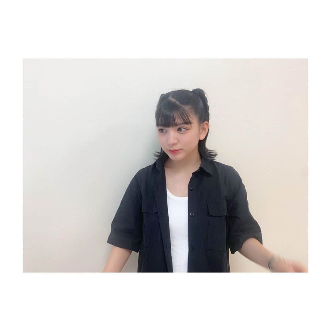 坂元葉月さんのインスタグラム写真 - (坂元葉月Instagram)「黒シャツめたかわ。🧸🍼 #17kg #イチナナキログラム  #ootd」8月4日 19時02分 - wasuta_hazuki_sakamoto