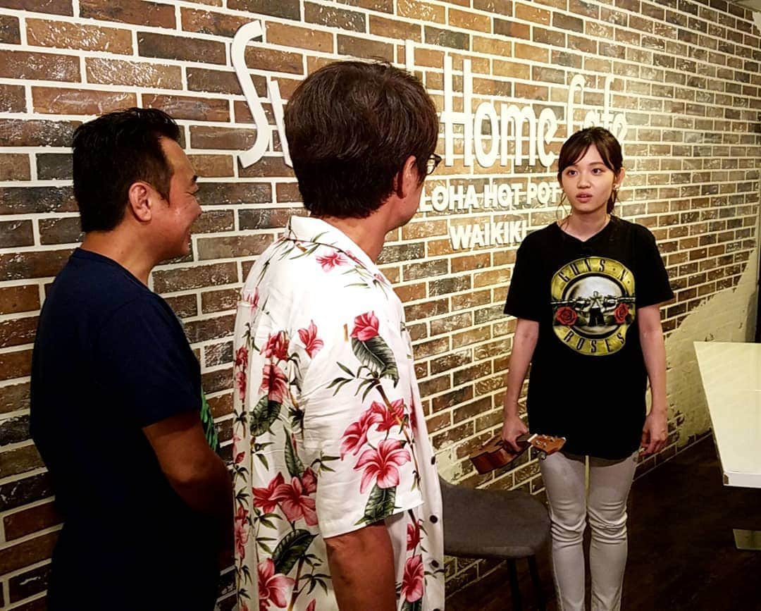 小高亮さんのインスタグラム写真 小高亮instagram 四代目告知瞬間のびっくり顔です 田中瞳アナをこれからよろしくお願い致します モヤさま ハワイ 四代目モヤさま 田中瞳 8月4日 19時12分 Odaka P