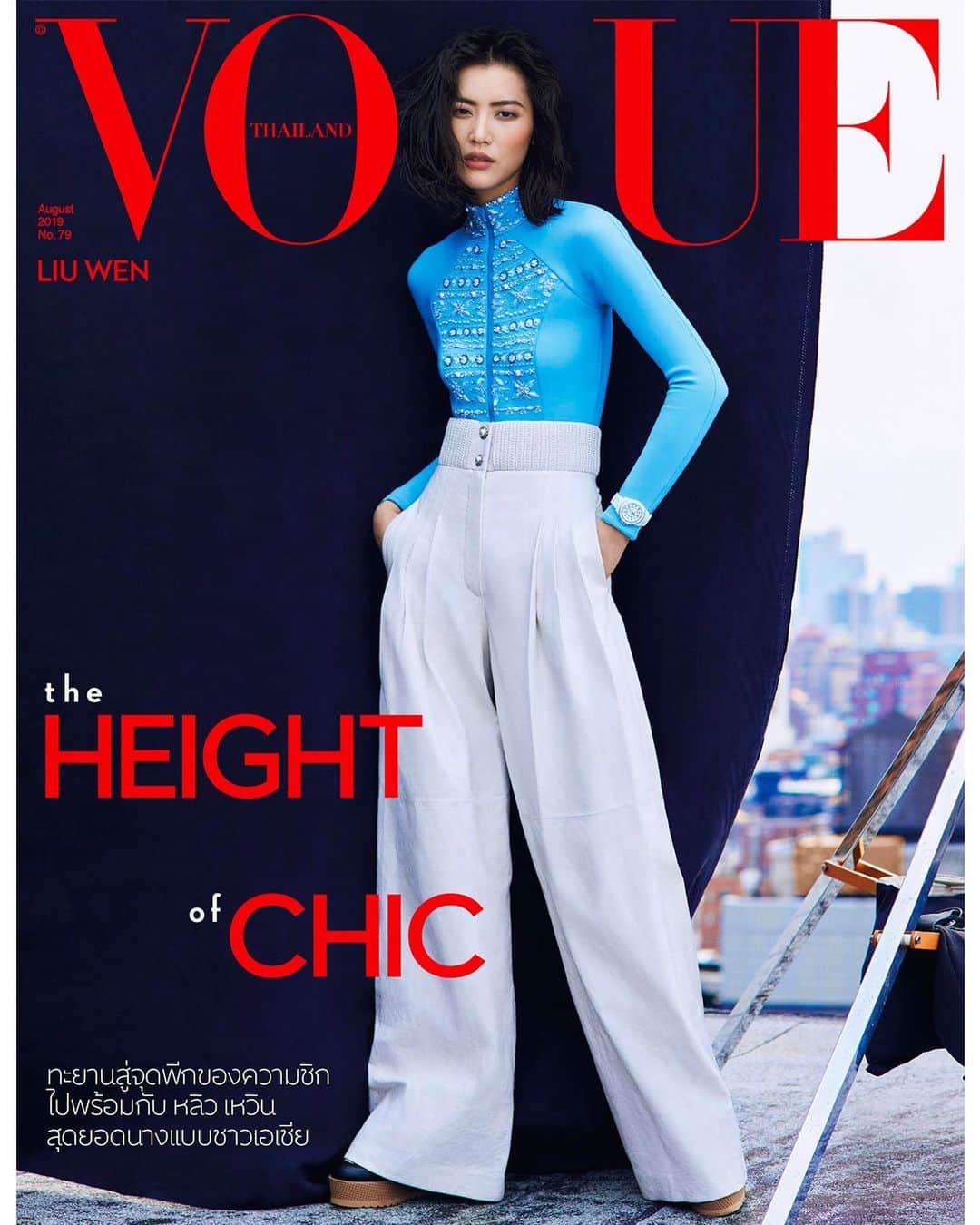 リウ・ウェンのインスタグラム：「Two new covers for @voguethailand from the rooftops! Such a fun day with @kullawit @russelljames @katie_mossman @fulviafarolfi @davidvoncannon @marthafekete Thank you for having me on the August issue! 😘🌇」