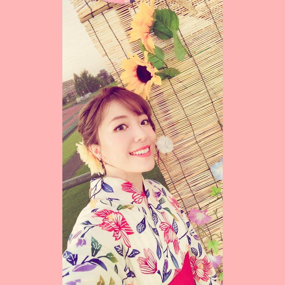 平原綾香さんのインスタグラム写真 - (平原綾香Instagram)「. ‪【再アップ！理由は一番下です！】 . .‪藤壺、浴衣を着ました‬ . ‪なんのご縁か‬ ‪この浴衣のブランド名は‬ ‪「源氏物語」なのでございます‬ . ‪とってもオススメなのでございます！‬ . ‪#源氏物語 #浴衣‬ ‪#平原綾香 #ayakahirahara ‬ ‪#氷艶 #藤壺‬ . みなさん！ごめんなさい！  自撮りしたから 着物のえりが左前（左えりが下の状態）に なってしまっていました！ . これ、めっちゃ縁起悪いので たくさんのコメント頂いたのですが 一旦削除いたしました . いっぱい書き込んでくれてたのに ごめんね・・・！」8月4日 19時20分 - ayaka_hirahara_official