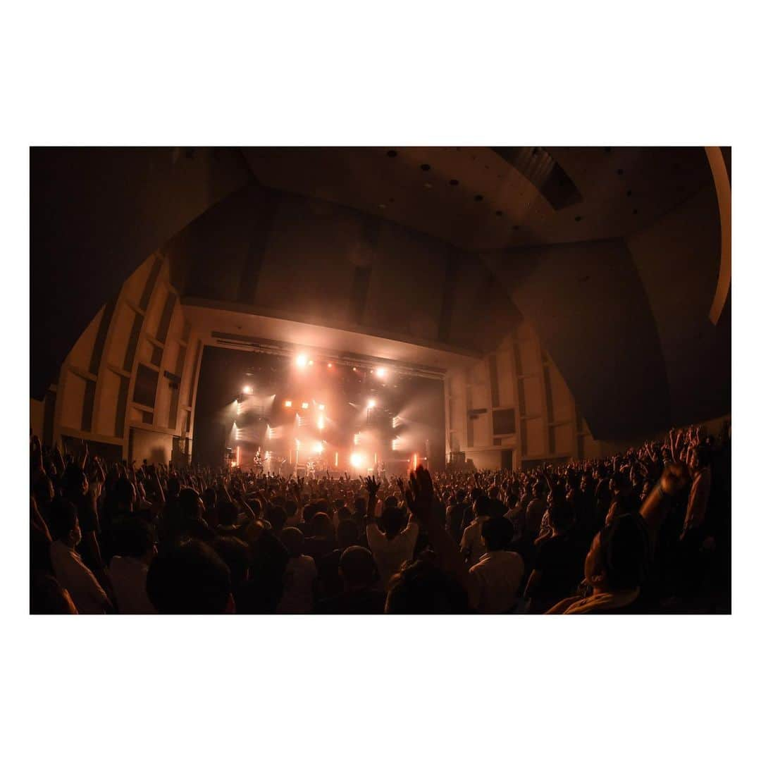 廣瀬茜さんのインスタグラム写真 - (廣瀬茜Instagram)「2019.7.30 BAND-MAID WORLD DOMINATION TOUR 2019【激動】ツアーファイナル@東京・昭和女子大学人見記念講堂 . 最ッッッ高の景色だった！！！！ みんなありがとーーーー！！！！！ 終始感動しっぱなしでした！！ . ホールでのお給仕とっても気持ち良かったなぁ🥺✨ 激動ツアー、第二章も楽しみだ🔥 .  photo by MASANORI FUJIKAWA(@masafuji93 ) .  #bandmaid #激動」8月4日 19時19分 - akane_bandmaid