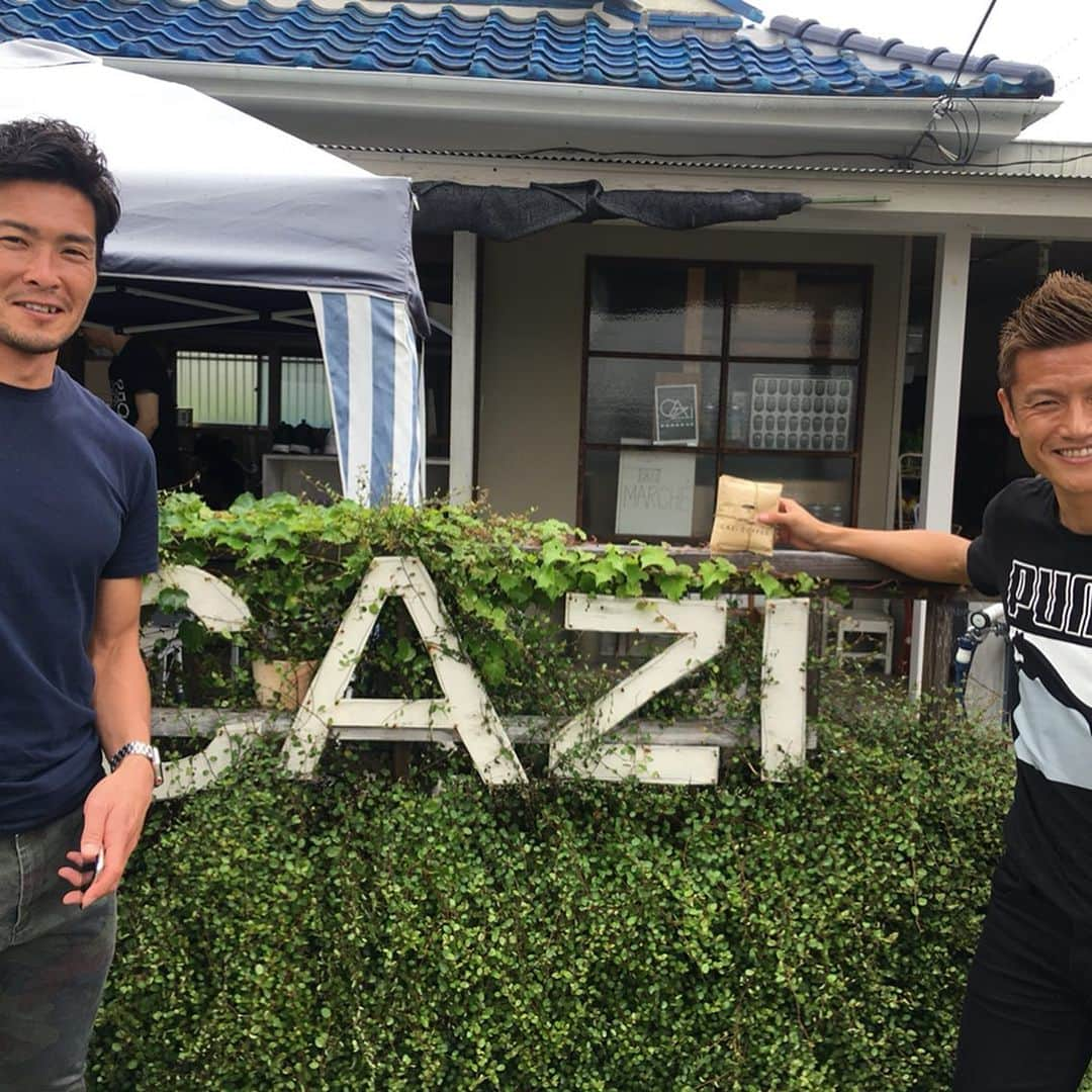 播戸竜二さんのインスタグラム写真 - (播戸竜二Instagram)「『CAZI CAFE』 ・ ご存知カジカフェ！ ・ 箕面で1番！ ・ イヤ、 ・ 大阪で1番！ ・ 大好きな加地亮が皿洗いをやっています！ ・ たくさん行って、加地の仕事を増やしてください！（笑） ・ ・ #カジカフェ #加地亮 #播さん会 #ゴハン最高に美味しい #淡路の旬が食べられます #コーヒーも美味しい #お土産コーヒーもあります」8月4日 19時48分 - ryuji_bando