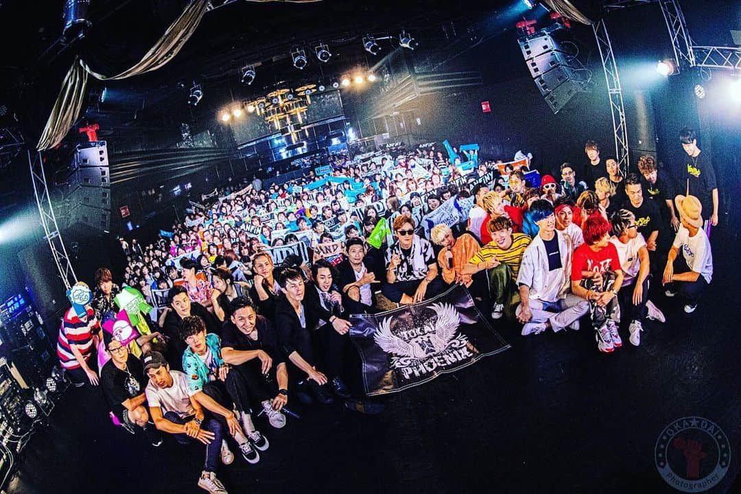 HIROYUKIのインスタグラム：「2019.08.03 TOKAI PHOENIX Vol.4  来てくれたみんなのお陰で、絶景を見る事が出来ました。  本当に心から感謝です。  音楽を楽しみに生きている人がこの世にはまだまだいるはず。  俺だってそうだし。だからこそこの東フェニをみんなにとっての「HOME」にしたいと心底思っています。  まだまだ東フェニは大きくなる気がしてならない。  バカなのでこれからも根拠の無い自信を行動に移していきます。  東フェニはまだまだ面白い事になると断言します。  本当にありがとう！  #TOKAIPHOENIX #東フェニ #Fuma #BRIDGET #MondayDirtyJokes #キャラメルペッパーズ #HANDDRIP #ANFiNY #aoiro #ラップオバケ #Snugs #amp #ノーウェイズ #DJLAIAN」