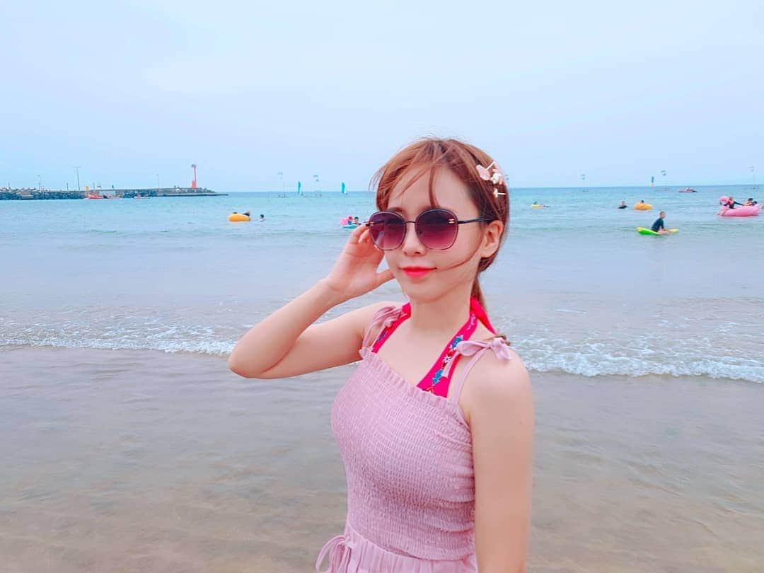 ウェイ さんのインスタグラム写真 - (ウェイ Instagram)「원없이 물안에서 놀았다!!🐋🌊🏊‍♀️🏝 . #제주도해수욕장 #제주도 #jejuisland」8月4日 20時02分 - baysunny