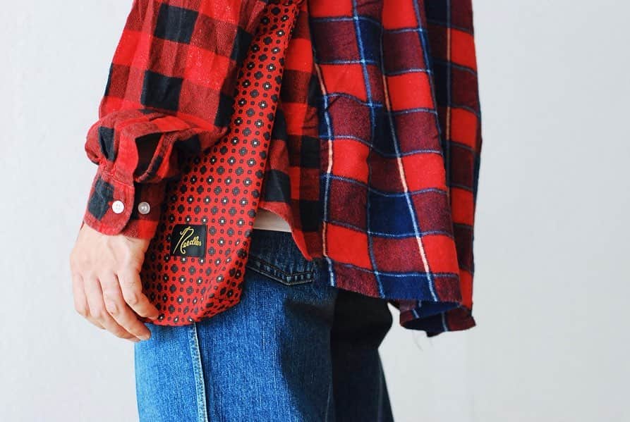 wonder_mountain_irieさんのインスタグラム写真 - (wonder_mountain_irieInstagram)「_ Rebuild by Needles / リビルドバイニードルズ "Flannel Shirt - Wide Ribbon" ¥21,600- _ 〈online store / @digital_mountain〉 http://www.digital-mountain.net/shopdetail/000000008761/ _ 【オンラインストア#DigitalMountain へのご注文】 *24時間受付 *15時までのご注文で即日発送 *1万円以上ご購入で送料無料 tel：084-973-8204 _ We can send your order overseas. Accepted payment method is by PayPal or credit card only. (AMEX is not accepted)  Ordering procedure details can be found here. >>http://www.digital-mountain.net/html/page56.html _ 本店：#WonderMountain  blog>> http://wm.digital-mountain.info _ #NEPENTHES #Needles #RebuildbyNeedles #ネペンテス #ニードルズ #リビルドバイニードルズ bag→ #needles ￥6,264- pants→ #stawests ￥27,000- _ 〒720-0044 広島県福山市笠岡町4-18  JR 「#福山駅」より徒歩10分 (12:00 - 19:00 水曜定休) #ワンダーマウンテン #japan #hiroshima #福山 #福山市 #尾道 #倉敷 #鞆の浦 近く _ 系列店：@hacbywondermountain _」8月4日 20時13分 - wonder_mountain_