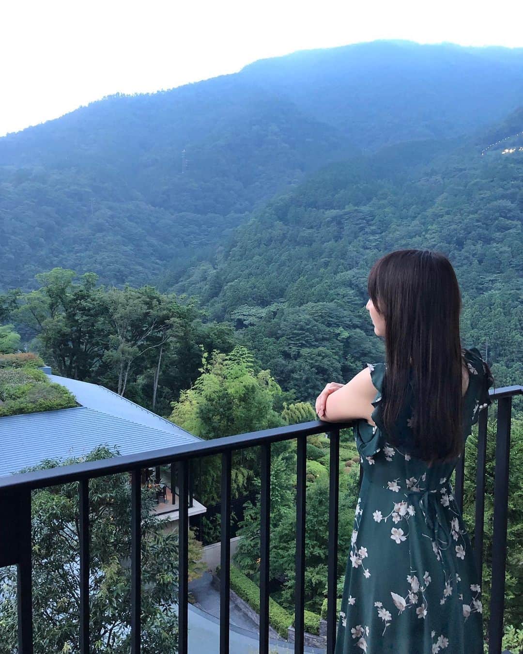 森あやこのインスタグラム：「ㅤ ㅤ 今年は早い夏休み⛰🍧💚 ㅤ ㅤ #summer#summervacation #travelphotography#travel #travelgram#holiday #愛知#名古屋#栄#伏見#矢場町#aichi#nagoya#sakae#fushimi#yabacho」