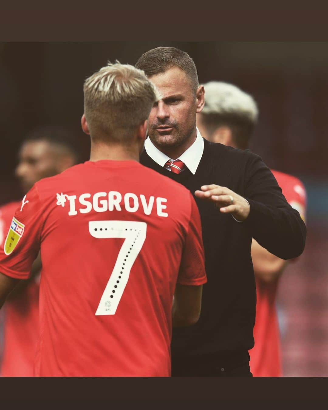 ロイド・イスグローヴさんのインスタグラム写真 - (ロイド・イスグローヴInstagram)「Swindon debut 2-0 away win 💥 frustration of last season came out when first goal went in 😌hope the lino is okay 🤦🏼‍♂️#7️⃣」8月5日 2時04分 - lloydisgrove