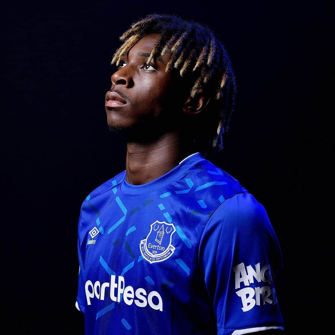 エヴァートンFCさんのインスタグラム写真 - (エヴァートンFCInstagram)「Bellissimo! 👌 • • • #kean #moisekean #everton #efc #blues #toffees #coyb #transfers #juventus #seriea #italy #azzurri #premierleague #pl」8月4日 20時43分 - everton