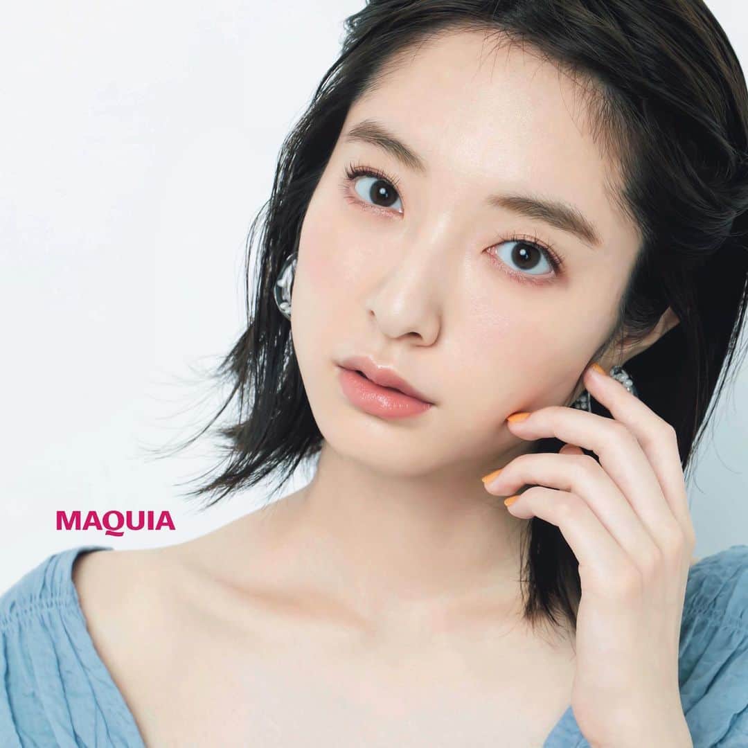 のインスタグラム：「MAQUIA9月号 出てます。 よろしくお願いします✔️ #MAQUIA #maquia9月号」