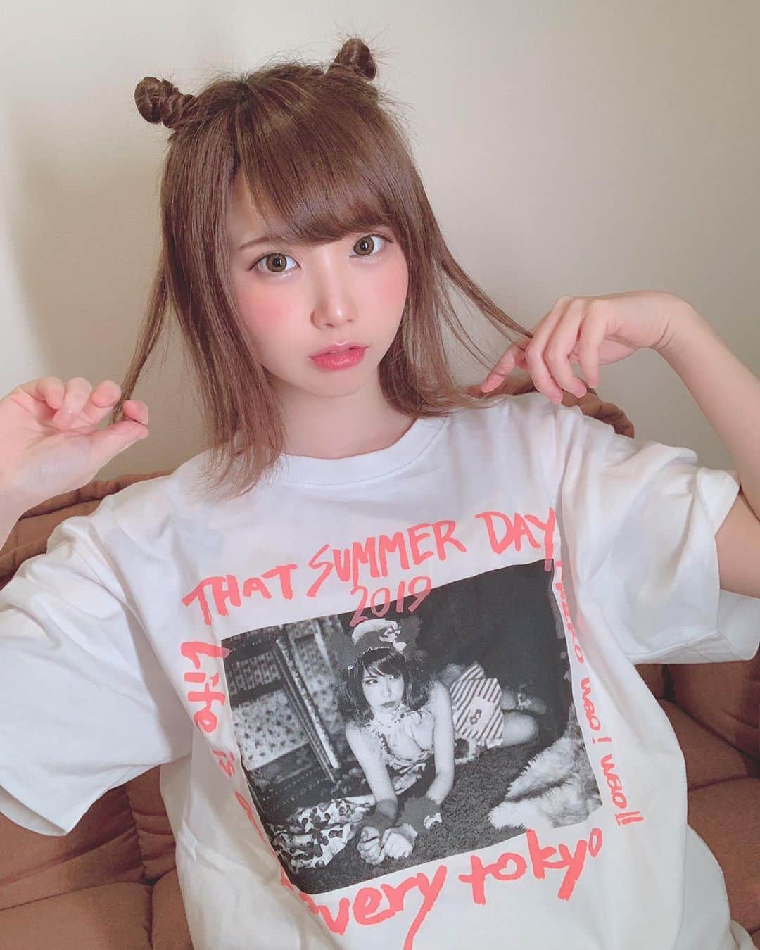 えなこさんのインスタグラム写真 - (えなこInstagram)「えなこTシャツ👚とくまみみヘアー🐻 #hairarrange #japanesegirl #tshirt」8月4日 21時28分 - enakorin