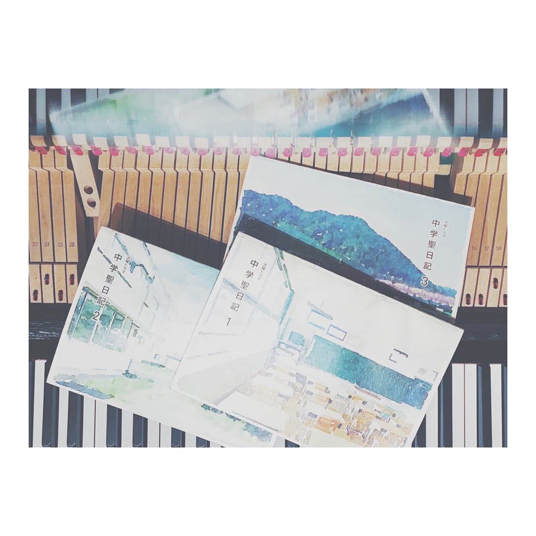 小瀬村晶さんのインスタグラム写真 - (小瀬村晶Instagram)「そういえば、明日からTBS系ドラマ「中学聖日記」のサントラがSpotifyでも配信されるそうです。ちょうど去年の今頃、録音してたなぁ。また配信開始されたらアナウンスします。 #akirakosemura #soundtrack #spotify #中学聖日記 #小瀬村晶」8月4日 21時30分 - akirakosemura