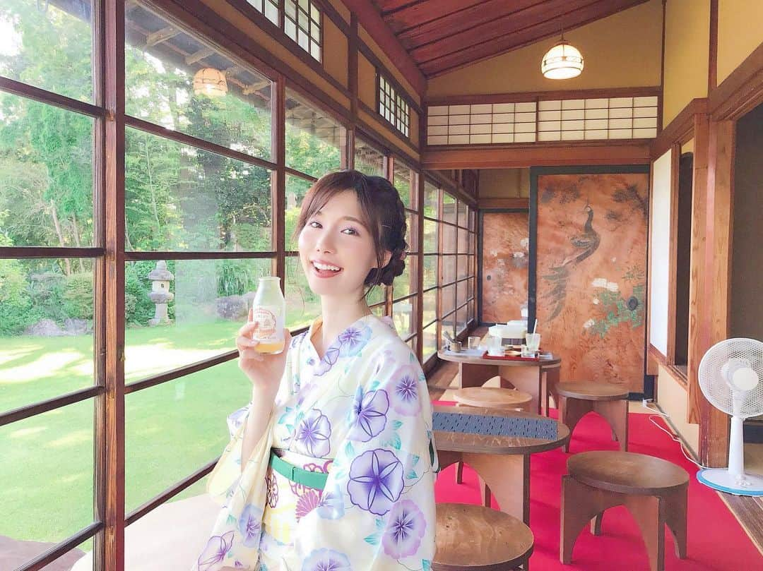 minsayuさんのインスタグラム写真 - (minsayuInstagram)「* お気に入りの場所がまた増えました🤤☀️👘 緑に囲まれた涼やかな清閑亭🌿 暑さでゆでだこ 完熟みかんでぷはーっ🍊」8月4日 21時41分 - minsayu