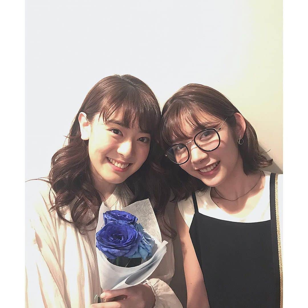 伊藤梨沙子さんのインスタグラム写真 - (伊藤梨沙子Instagram)「舞台『二度目の夏』 友達が頑張っている姿をみると嬉しいね。 そしてなんだか母のような気持ちでソワソワ。手に汗握ってしまいました笑  きょーちゃん素敵でした🥰 #水上京香」8月4日 22時33分 - ito_risako