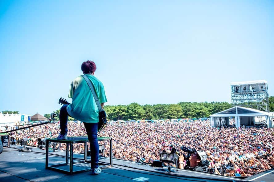 HIROKAZさんのインスタグラム写真 - (HIROKAZInstagram)「『ROCK IN JAPAN FESTIVAL.2019』  GRASS STAGE  国営ひたち海浜公園( 2019/08/04 )  ビオラ📸( @vizkage )  #rijf2019 #ロッキンジャパン2019」8月4日 22時26分 - hirokaz04ls