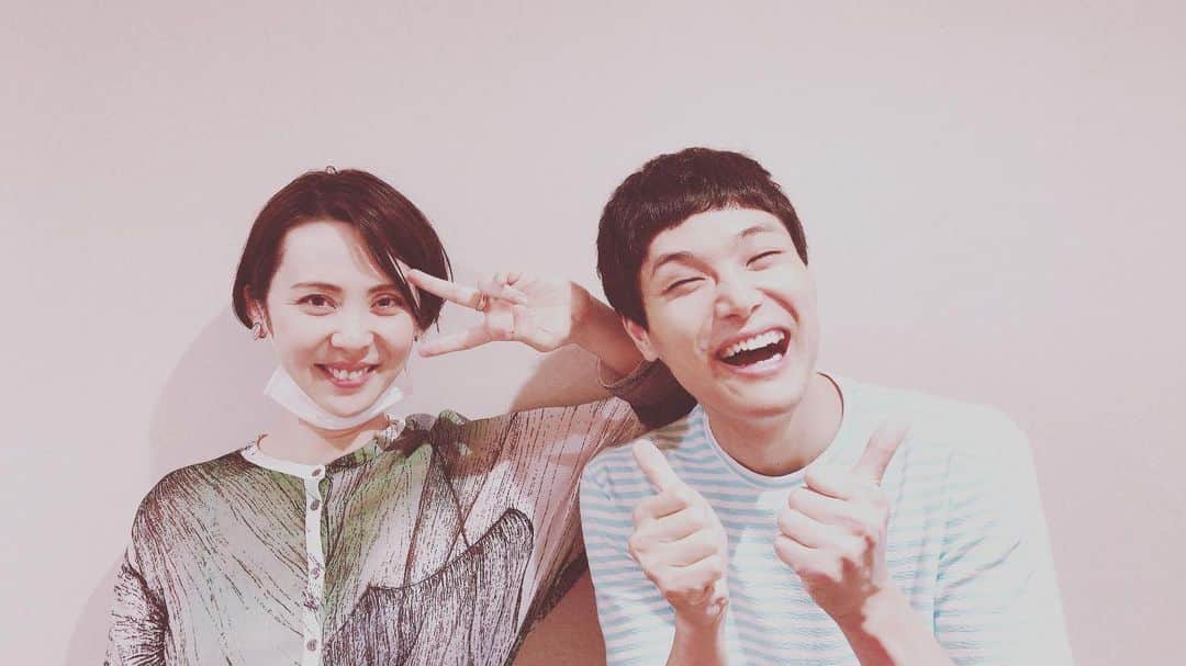 緒月遠麻さんのインスタグラム写真 - (緒月遠麻Instagram)「☆ 素晴らしい 笑顔🥳✨ ✨  笑顔っていいね。  #もう中学生 さん #トムとジェリー」8月4日 22時27分 - toma_ozuki