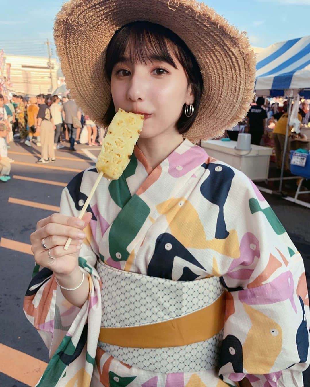 のインスタグラム：「モデルをさして頂いている @jocomomola__official__ の浴衣を今年は着てみたよ~！！！ 帯めっちゃ可愛い！！」