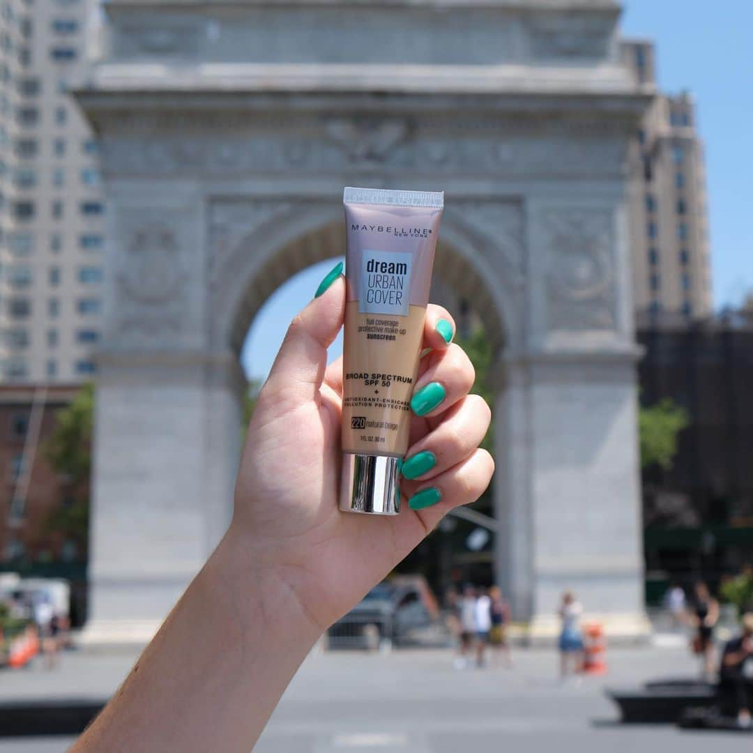 Maybelline New Yorkさんのインスタグラム写真 - (Maybelline New YorkInstagram)「Try the new #dreamurbancover foundation for a full coverage formula + SPF protection. ☀️ Double tap if you’re wearing this today!」8月4日 22時45分 - maybelline