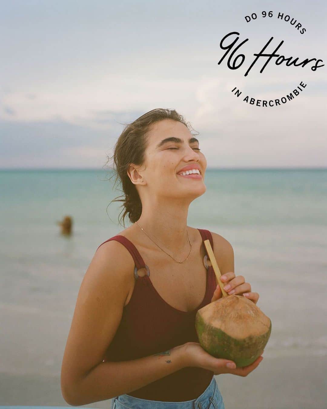Abercrombie & Fitchさんのインスタグラム写真 - (Abercrombie & FitchInstagram)「Day 3 in Holbox: feeling beachy keen. Today, we're getting away from the crowds of travelers in favor of tranquil turquoise waters and carefree vibes. 🥥 #DoLifeAF」8月4日 23時47分 - abercrombie