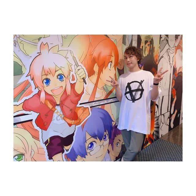 中島ヨシキさんのインスタグラム写真 - (中島ヨシキInstagram)「代々木アニメーション学院さんの体験入学にトークゲストとしてお邪魔しました！ 昨日は #大阪校 今日は #福岡校 ！  学生さんはもちろん、体験生の皆さんの熱量をとても感じる、凄く実のあるオープンキャンパスでした。初心のもっと初めの大事なものを改めて感じさせていただきました…✨ 8月31日は #名古屋校 9月1日は #金沢校 にお邪魔するので、いらっしゃる方はよろしくお願いします！ 僕の話が皆さんのなにかの一助になれば幸いです。  #代々木アニメーション学院 #代アニ #体験入学 #オープンキャンパス」8月4日 23時54分 - yoshiki_n_626