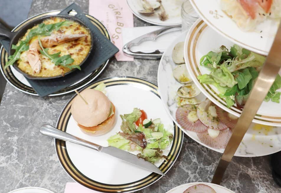 HauTung 巧童在這さんのインスタグラム写真 - (HauTung 巧童在這Instagram)「Early Birthday Dinner 🥘🍽🥳🥰 #8August #BirthdayDinner」8月5日 0時08分 - hautunnng