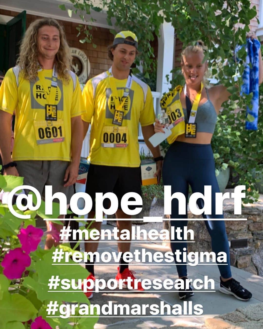 クリスティ・ブリンクリーさんのインスタグラム写真 - (クリスティ・ブリンクリーInstagram)「👈🏼Swipe for more pix 💛What an AMAZING turn out for today’s 5K race for @hope_hdrf 💛💛💛💛💛where @sailorbrinkleycook and  @jackbrinkleycook we’re the Grand Marshalls of today’s Race of hope which aims to remove the stigma associated with #mentalhealth and fund research to help people with advanced depression and anxiety. Everyone needs to know it’s ok to get the help you need so you can live each day to your fullest potential with a happy heart . Please learn how you can help @hope_hdrf . 💛💛💛💛💛💛💛💛」8月5日 0時13分 - christiebrinkley