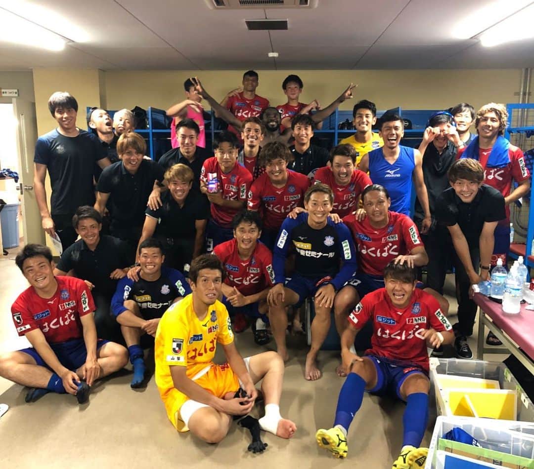 岡西宏祐のインスタグラム：「久しぶりの勝利！ 応援ありがとうございました！！ 次の試合も後押しよろしくお願いします！！ #ヴァンフォーレ甲府 #町田ゼルビア」