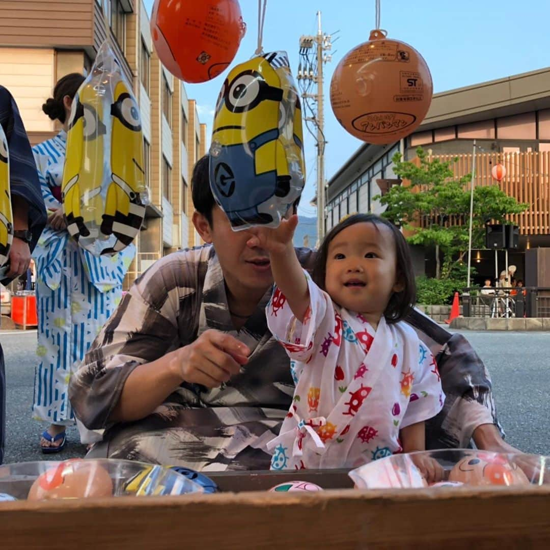 森渉さんのインスタグラム写真 - (森渉Instagram)「山口県萩市で行われた夏祭りやアプリのイベントなどなどに家族で参加してきました！！ #千笑 #金田朋子 #森渉 #家族 #family #山口県 #萩 #夏祭り #子供 #kids #子育て #育児 #笑顔 #smile #オハナスタイル  #楽しくて美味しくて最幸の旅でした」8月5日 11時18分 - watarumori.sports