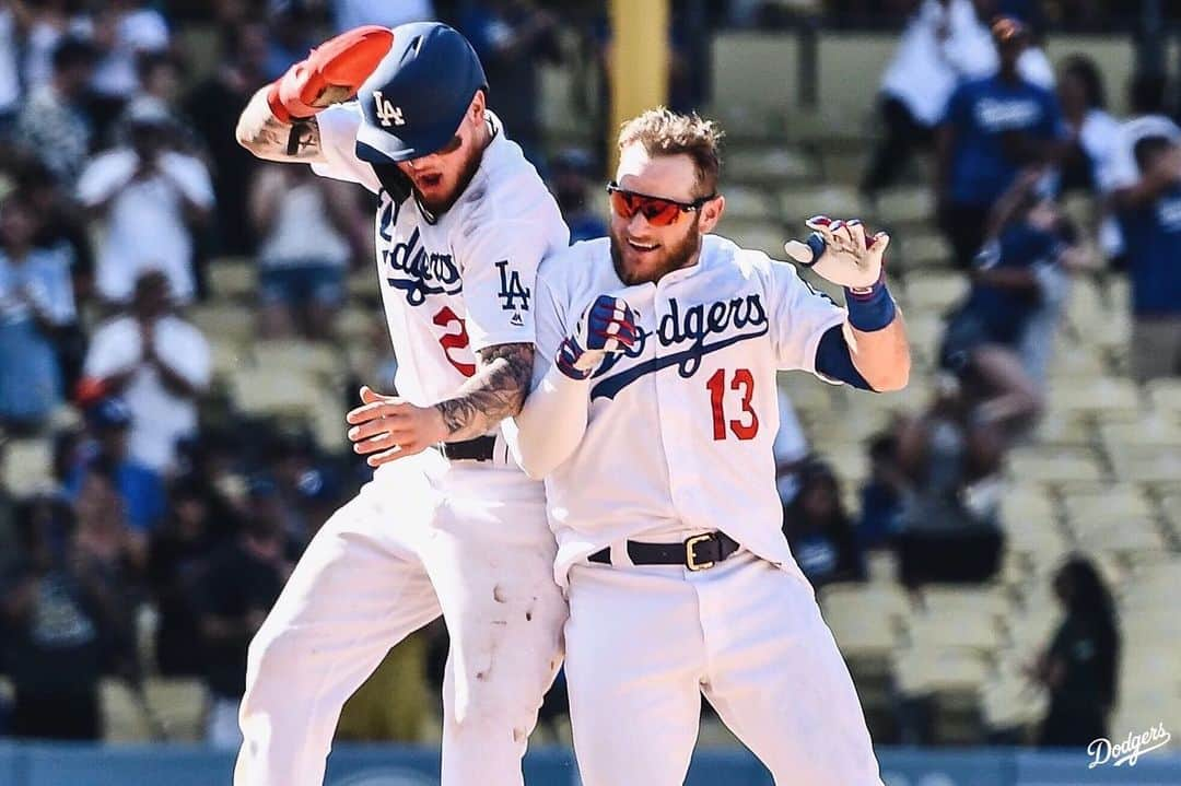 Los Angeles Dodgersさんのインスタグラム写真 - (Los Angeles DodgersInstagram)「Show ‘em how it’s done.」8月5日 10時06分 - dodgers