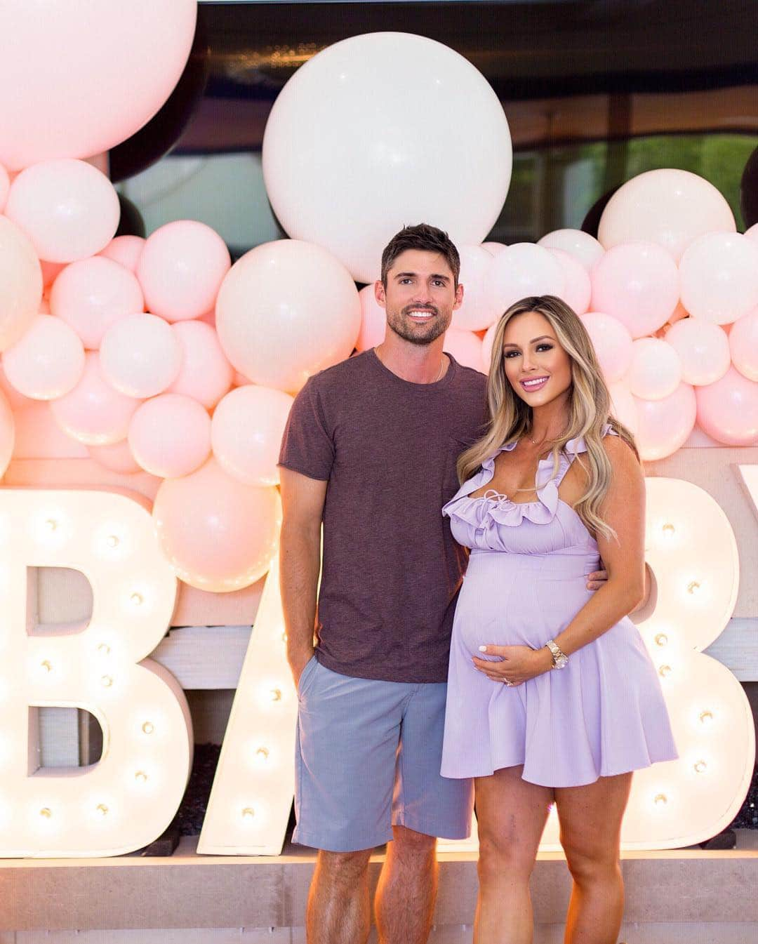 Paige Hathawayさんのインスタグラム写真 - (Paige HathawayInstagram)「Our baby shower was a dream! 😍 SWIPE LEFT & LIKE 💗 TO SEE FOR YOURSELF >> Its been one week since our special day and thinking about it.. I can’t stop smiling! 😭 I feel so incredibly blessed and wish we could hit replay! Thank you to our closest friends and family who made it as amazing as it was! I wanted to also share some of our EVENT DETAILS with you because I know planning your #babyshower means a lot and everyone we worked with made the day SO UNFORGETTABLE!  All photos taken by: @merissadefalcisphoto Flower Wall: @flowerwalldallas Baby Neon Sign: @warehouseroseevents Photo Booth: @thepartibooth Balloon Decor: @aimebby Cookies / Bundt Cake 🍭 @Sugarbugssweets Light up Letters: @alphalitdallas  Remember your life is a front row ticket 🎫 to the greatest show on earth... So make it memorable!!!#babygirl #35weekspregnant #paigehathaway」8月5日 10時26分 - paigehathaway