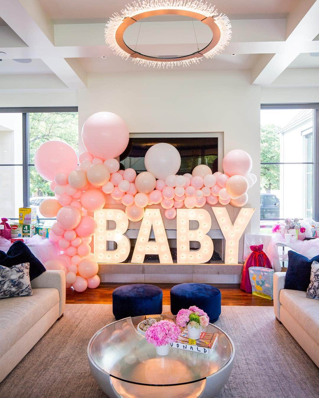 Paige Hathawayさんのインスタグラム写真 - (Paige HathawayInstagram)「Our baby shower was a dream! 😍 SWIPE LEFT & LIKE 💗 TO SEE FOR YOURSELF >> Its been one week since our special day and thinking about it.. I can’t stop smiling! 😭 I feel so incredibly blessed and wish we could hit replay! Thank you to our closest friends and family who made it as amazing as it was! I wanted to also share some of our EVENT DETAILS with you because I know planning your #babyshower means a lot and everyone we worked with made the day SO UNFORGETTABLE!  All photos taken by: @merissadefalcisphoto Flower Wall: @flowerwalldallas Baby Neon Sign: @warehouseroseevents Photo Booth: @thepartibooth Balloon Decor: @aimebby Cookies / Bundt Cake 🍭 @Sugarbugssweets Light up Letters: @alphalitdallas  Remember your life is a front row ticket 🎫 to the greatest show on earth... So make it memorable!!!#babygirl #35weekspregnant #paigehathaway」8月5日 10時26分 - paigehathaway