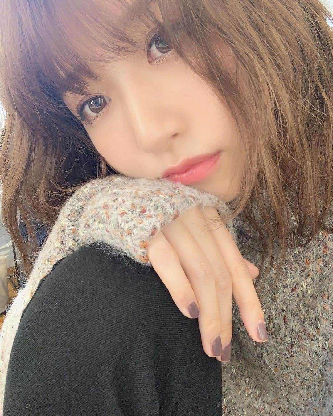 鹿沼憂妃さんのインスタグラム写真 - (鹿沼憂妃Instagram)「この写真 みてるだけで暑すぎ🧶。」8月5日 11時06分 - shika_0225