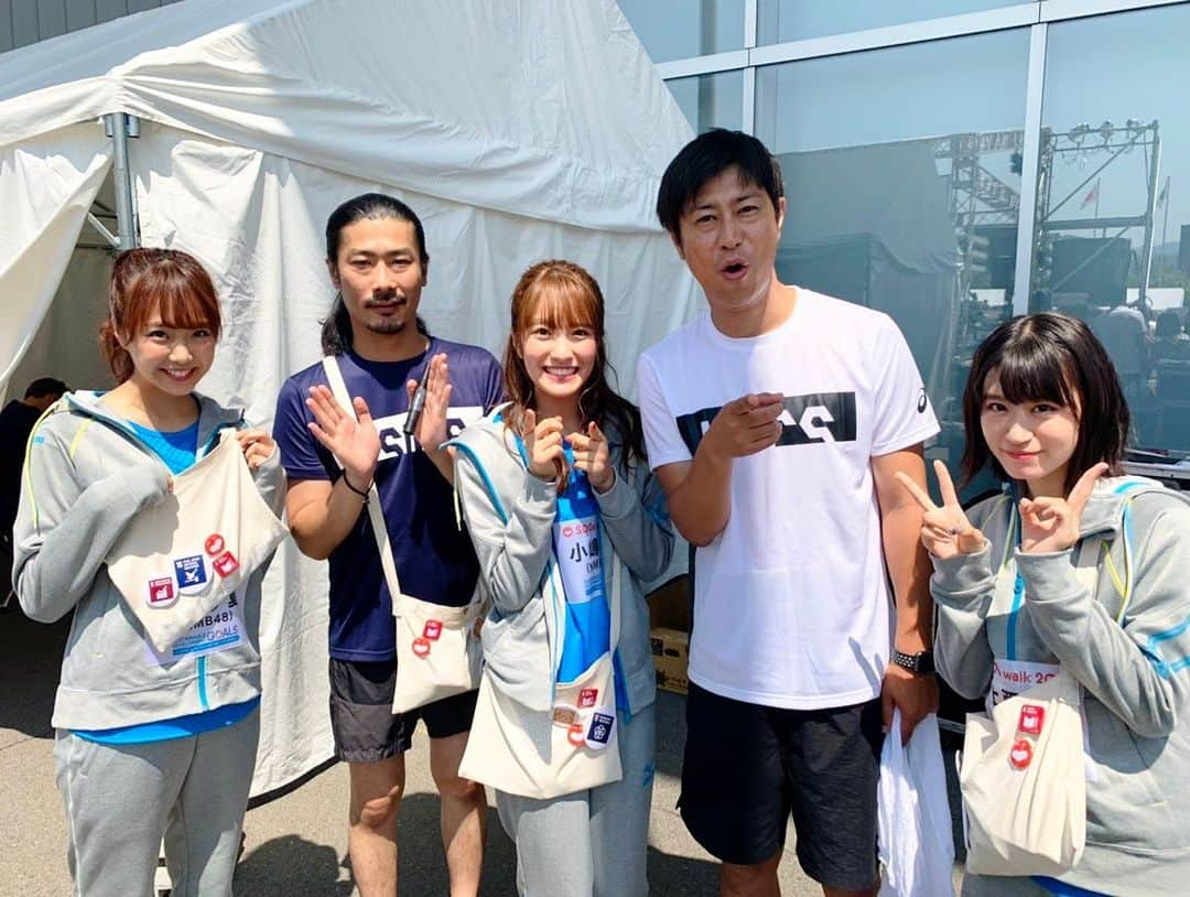 加藤夕夏さんのインスタグラム写真 - (加藤夕夏Instagram)「﻿ ﻿ 8/4 #みんわらウィーク﻿ #SDGsウォーク2019﻿ に参加してきました☺️﻿ ﻿ ﻿ #SDGs 持続可能な開発のための17の目標です🔍﻿ 最後の３枚みてみてねっ﻿ ﻿ 自分たちにも出来ることを少しずつ﻿ していけたらいいなと思います☺️﻿ まだ知らない方にも知ってもらえますように﻿ ﻿ ﻿ ﻿ ﻿ 暑い中参加して下さった皆さん﻿ ありがとうございました！﻿ ﻿ 勉強しながらも、2キロ一緒に歩けて﻿ 楽しかった☺️﻿ ﻿ ﻿ ﻿ ﻿ グループが一緒だった﻿ #パンサー さんのお二人と﻿ ﻿ この前Tシャツ着てくれてたね〜って﻿ 声をかけて下さった #酒井藍 さんとっ💫﻿ ﻿ 撮っていただきました！✨﻿ ﻿ ﻿ #北海道 #hokkaido﻿ #札幌 #sapporo﻿ #菅良太郎 さん﻿ #尾形貴弘 さん﻿」8月5日 11時10分 - uuka_nmb