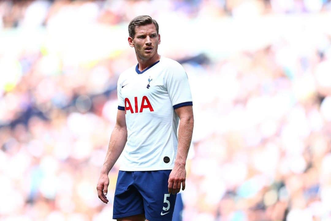 ヤン・フェルトンゲンのインスタグラム：「Let the season commence 👍 #COYS」
