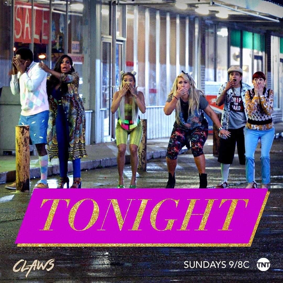 カルーシェ・トランさんのインスタグラム写真 - (カルーシェ・トランInstagram)「Another tragic moment tonight 🤯 what do y’all think it’ll be this time?? @clawstnt」8月5日 3時51分 - karrueche