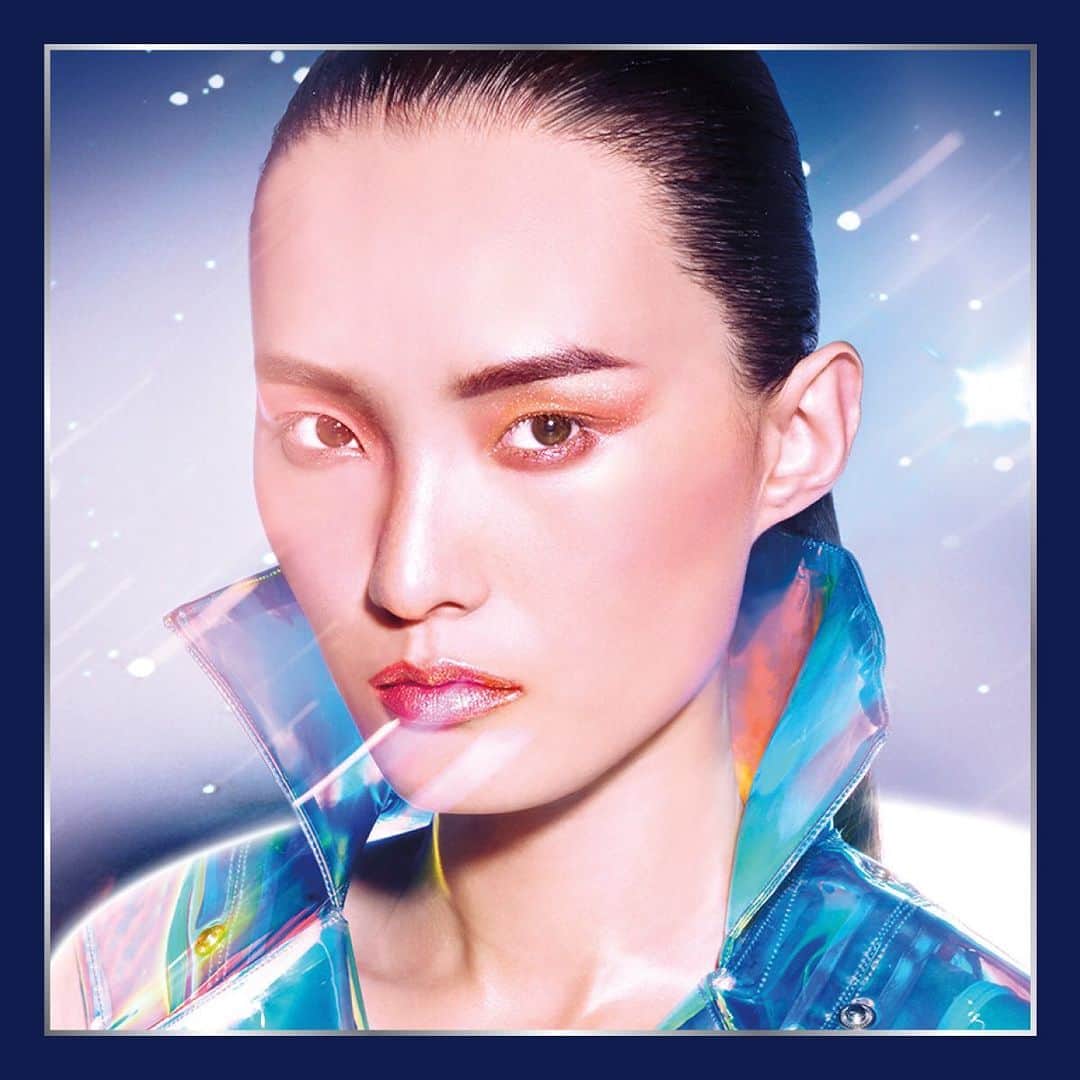 M·A·C Cosmetics UK & Irelandさんのインスタグラム写真 - (M·A·C Cosmetics UK & IrelandInstagram)「Project a galaxy of glow! Take your highlight to a bold new dimension with our new Extra Dimension collection. Available now! #MACExtraDimension #Highlight #Glow #MACCosmeticsUK #MACCosmetics」8月5日 4時02分 - maccosmeticsuk