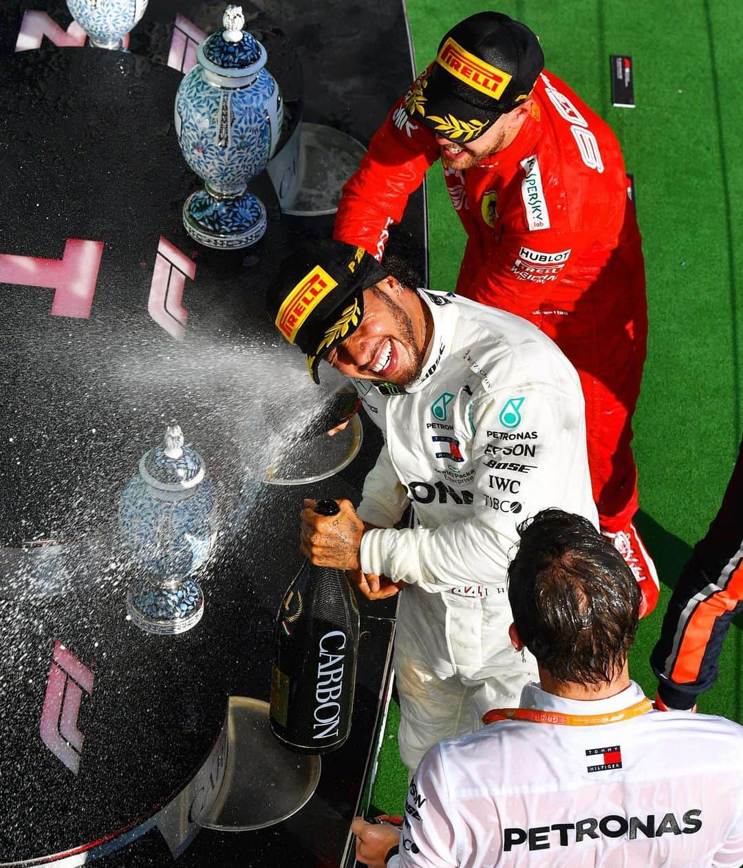 MERCEDES AMG PETRONASさんのインスタグラム写真 - (MERCEDES AMG PETRONASInstagram)「One we’ll remember for a very long time 🙌  Who else is still buzzing from today’s race?! 🤩🔥 • #MercedesAMGF1 #Mercedes #F1 #LH44 #PETRONASmotorsports」8月5日 4時36分 - mercedesamgf1