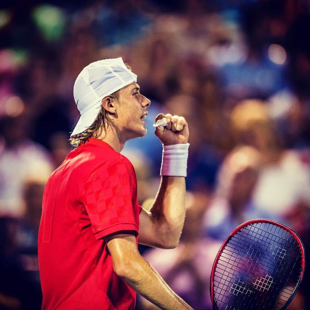 デニス・シャポバロフさんのインスタグラム写真 - (デニス・シャポバロフInstagram)「see you tomorrow at 6:30 Montreal @couperogers」8月5日 4時54分 - denis.shapovalov