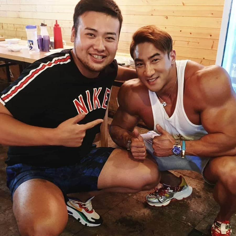 CHUL SOONさんのインスタグラム写真 - (CHUL SOONInstagram)「Japan . . . Huge training Program available at chulsoon.com  Follow the Facebook page to see work outs.  Facebook.com/chulsoonofficial @chul_soon @chulsoon_official (한국계정)」8月5日 5時11分 - chul_soon