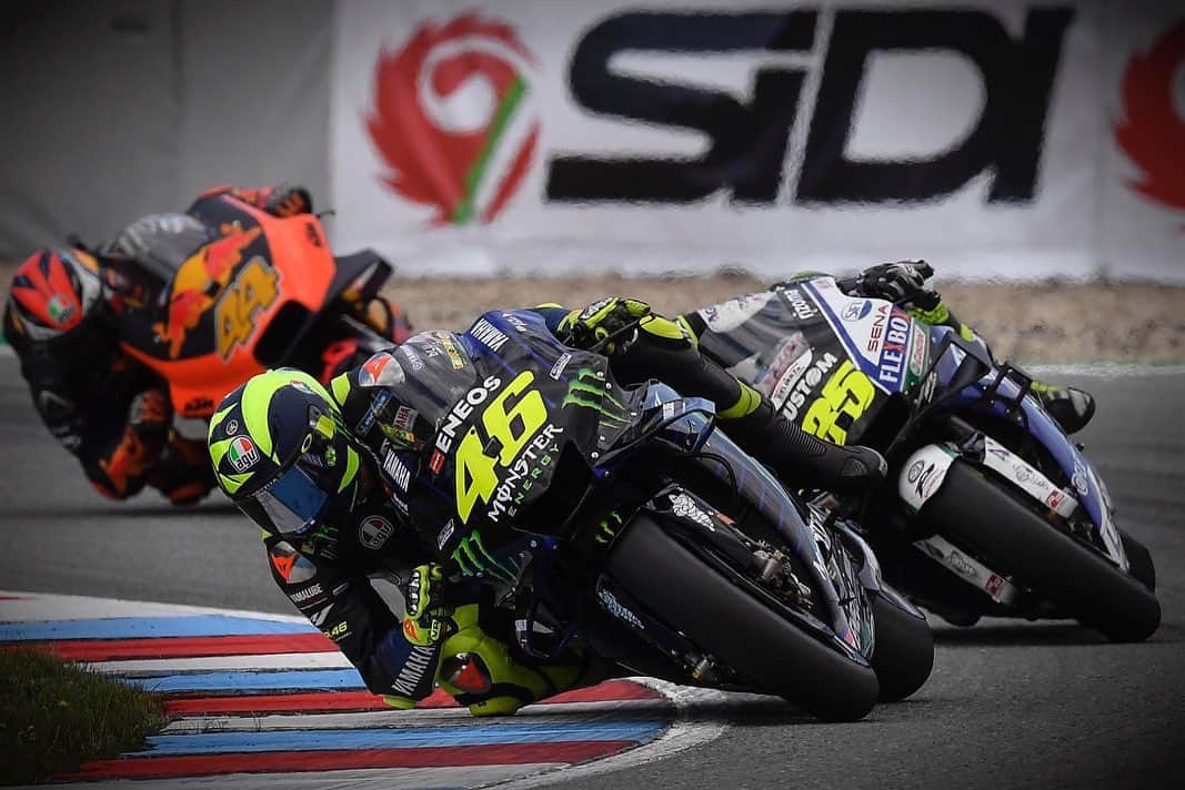 バレンティーノ・ロッシのインスタグラム：「Brno circuit,Czech republic  MotoGP Race 📸 @gigisoldano @jesusrobledo」