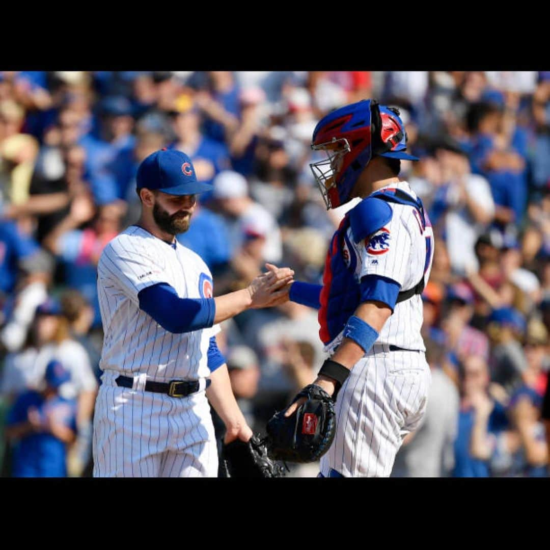 ダルビッシュ有さんのインスタグラム写真 - (ダルビッシュ有Instagram)「Keep Going~! #cubs #everybodyin」8月5日 7時42分 - darvishsefat11