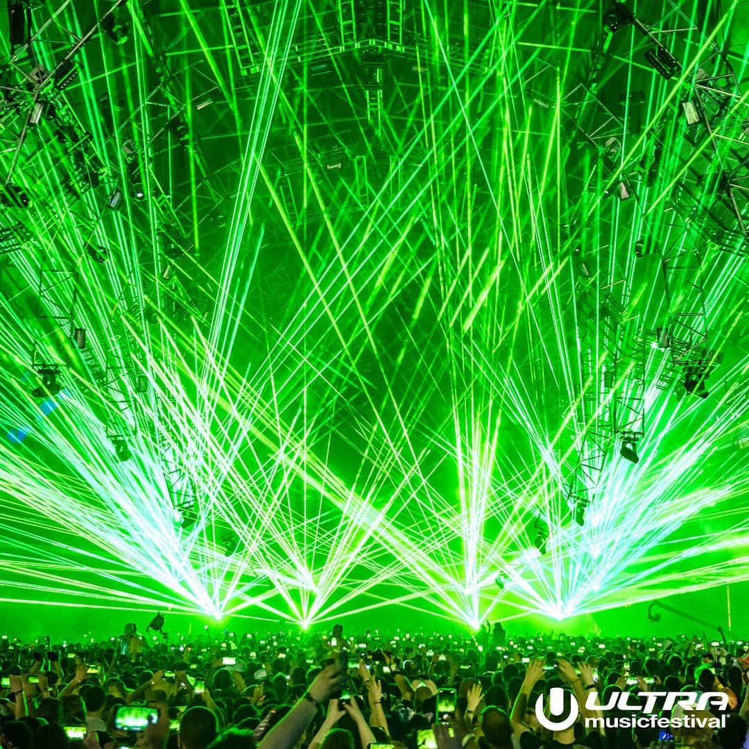 Ultra Music Festivalさんのインスタグラム写真 - (Ultra Music FestivalInstagram)「Limited tickets for #Ultra2020 at Bayfront Park are on sale NOW!  Ultra Passport holders with Platinum status will have exclusive access to purchase before anyone else at 12:00pm EDT. Ultra Passport Gold holders will be able to purchase before Silver holders and the general public at 12:30pm EDT. Ultra Passport holders with Silver status will have the opportunity to purchase tickets at 1:00pm EDT.」8月5日 8時10分 - ultra