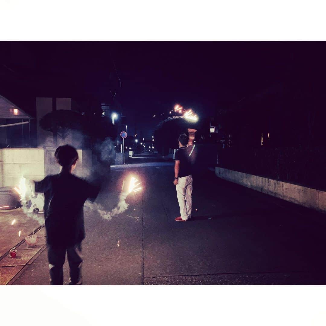紗栄子さんのインスタグラム写真 - (紗栄子Instagram)「私の父と息子👨‍👦 #花火」8月5日 8時11分 - saekoofficial