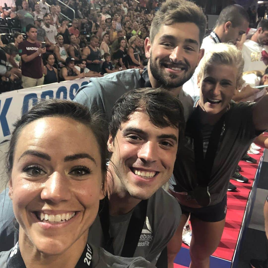 Camille Leblanc-Bazinetさんのインスタグラム写真 - (Camille Leblanc-BazinetInstagram)「So that happened 🥈🙌🏽⭐️ @alecsmith8  @jessicargriffith  @cmooneycf」8月5日 8時17分 - camillelbaz