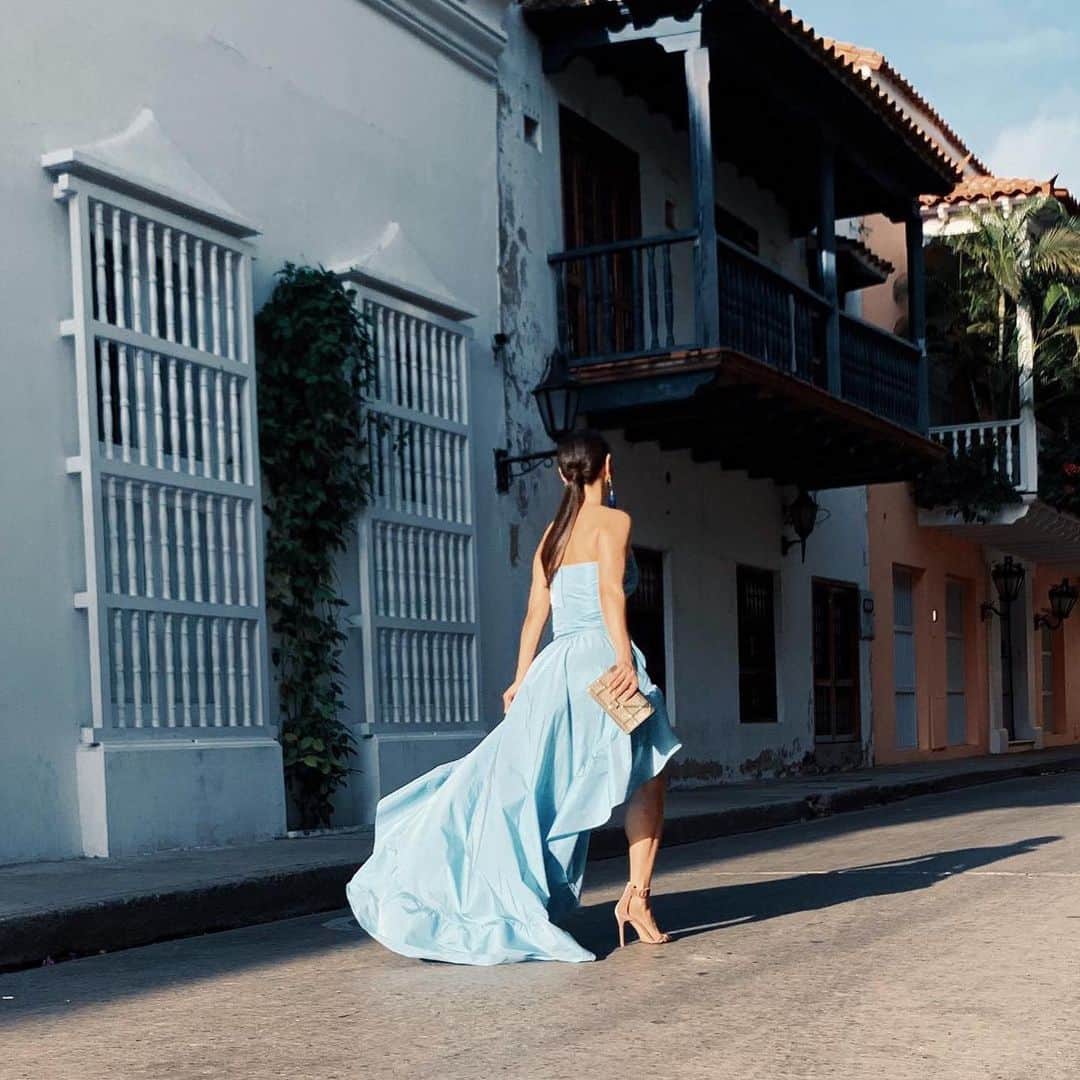 Chiquinquira Delgadoさんのインスタグラム写真 - (Chiquinquira DelgadoInstagram)「Cartagena 🦋  #myconcreterunway」8月5日 9時15分 - chiqui_delgado
