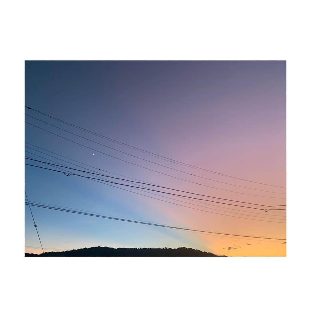 小貫莉奈さんのインスタグラム写真 - (小貫莉奈Instagram)「. 空がとても綺麗でした。  全く加工してないです！」8月5日 19時24分 - rina_onuki0529